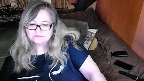 Snapshot of tviks chatting on February 2025 01:14:02 AM Lana online show from February 2025 01:14:02 AM