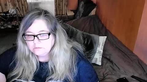 Snapshot of tviks chatting on February 2025 01:11:02 AM Lana online show from February 2025 01:11:02 AM