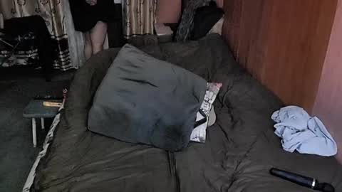 Snapshot of tviks chatting on February 2025 11:43:01 PM Lana online show from February 2025 11:43:01 PM