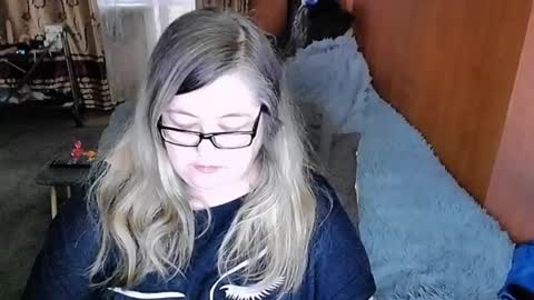 Snapshot of tviks chatting on March 2025 07:08:02 AM Lana online show from March 2025 07:08:02 AM