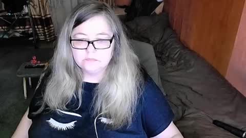 Snapshot of tviks chatting on March 2025 11:54:01 PM Lana online show from March 2025 11:54:01 PM