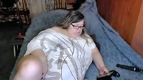 Snapshot of tviks chatting on March 2025 10:56:01 PM Lana online show from March 2025 10:56:01 PM