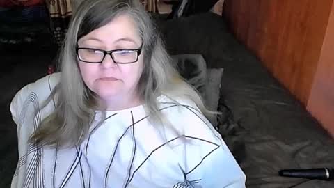 Snapshot of tviks chatting on March 2025 06:59:02 AM Lana online show from March 2025 06:59:02 AM