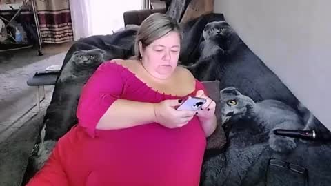 Snapshot of tviks chatting on September 2025 01:41:02 AM Lana online show from September 2025 01:41:02 AM