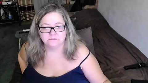 Lana online show from December 2025 12:49:02 AM