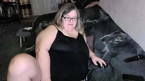 Lana online show from March 2026 11:54:01 PM