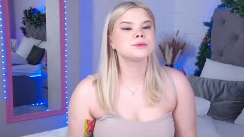 Hallie online show from December 2024 01:15:02 AM