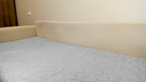 new hot online show from October 2025 04:15:01 AM