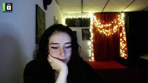 Snapshot of twinflamesxx chatting on January 2025 02:19:01 AM TwinFlamesXX online show from January 2025 02:19:01 AM