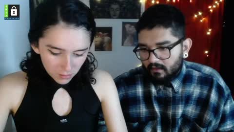 Snapshot of twinflamesxx chatting on January 2025 03:42:01 AM TwinFlamesXX online show from January 2025 03:42:01 AM