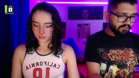 Snapshot of twinflamesxx chatting on March 2025 02:28:02 AM TwinFlamesXX online show from March 2025 02:28:02 AM