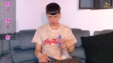 Mr Daren online show from October 2025 06:43:01 PM