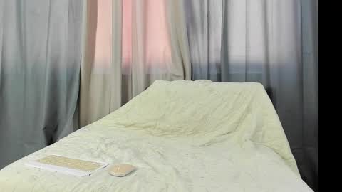 Snapshot of twink_waldorf chatting on September 2025 08:00:02 PM Twink Waldorf online show from September 2025 08:00:02 PM