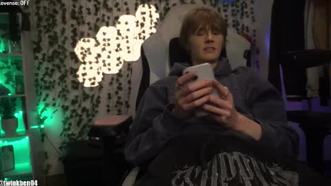 Ben online show from December 2025 09:08:01 PM