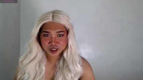 Snapshot of twinkcheska chatting on November 2025 04:03:01 PM Cheska Schock online show from November 2025 04:03:01 PM