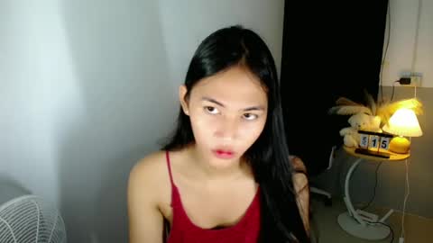 Snapshot of twinning_angelxx chatting on June 2026 05:23:01 PM Belle and Susie online show from June 2026 05:23:01 PM