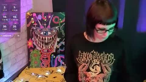 Sin and Skin online show from November 2025 07:39:02 PM