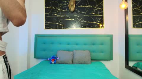 twinslovers_ online show from October 2025 05:17:02 AM