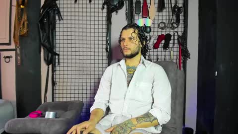 Clio  Tadeo online show from March 2025 08:42:01 PM