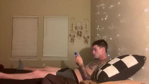 Snapshot of twofreaksandacam chatting on February 2026 06:17:01 AM Twofreaksandacam online show from February 2026 06:17:01 AM