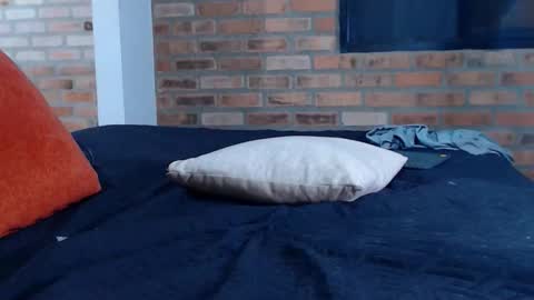 Angel online show from November 2025 01:08:01 AM