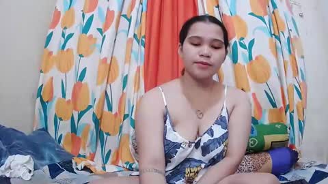 Lyn and lea online show from February 2025 02:58:01 AM