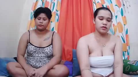 Lyn and lea online show from February 2025 03:55:02 AM