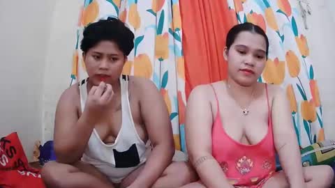 Lyn and lea online show from February 2025 02:35:01 AM