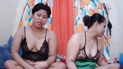 Lyn and lea online show from February 2025 02:40:01 AM