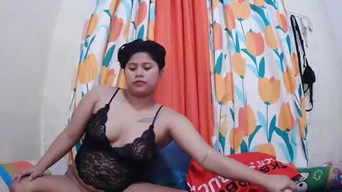 Lyn and lea online show from February 2025 05:44:02 AM