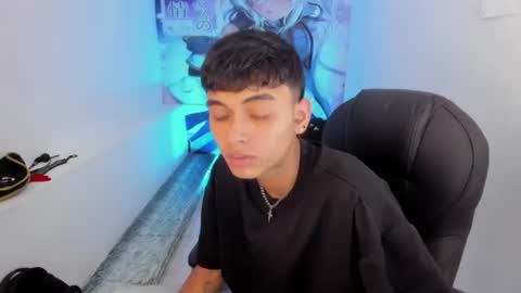 Snapshot of tyger_boy chatting on June 2026 03:18:02 AM Tyger Boy online show from June 2026 03:18:02 AM