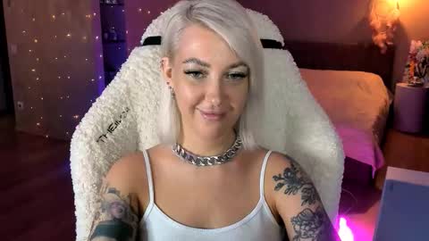 Miley online show from November 2025 11:30:01 AM