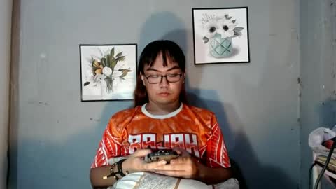 Snapshot of tyla_23 chatting on June 2026 01:37:01 AM Tyla online show from June 2026 01:37:01 AM