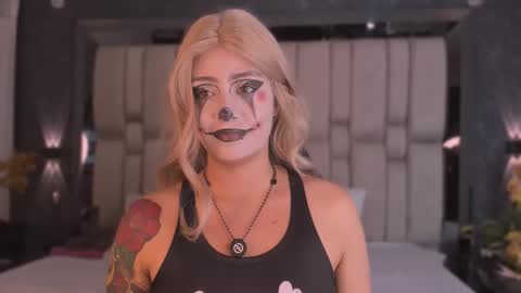  TYLA  online show from October 2025 03:40:01 AM