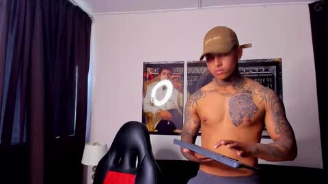 tyler_bell_ online show from March 2026 04:58:02 PM