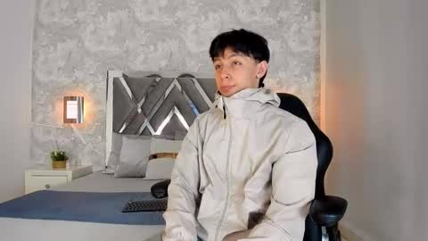 Tyler online show from October 2025 02:51:02 AM