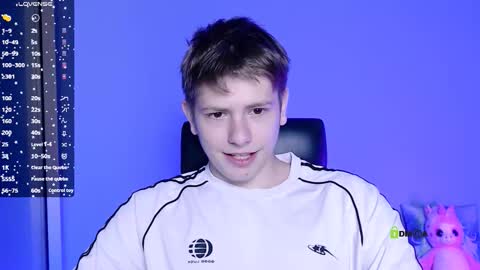 Snapshot of tyler_sparks_ chatting on September 2025 07:13:02 PM tyler_sparks_ online show from September 2025 07:13:02 PM