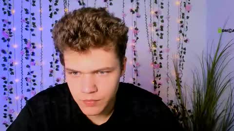 Snapshot of tyler_sparks_ chatting on September 2025 05:42:02 AM tyler_sparks_ online show from September 2025 05:42:02 AM