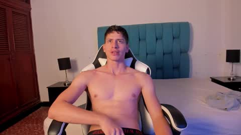 Tyler online show from September 2025 08:01:02 PM