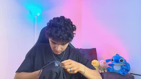   online show from January 2026 01:49:01 PM