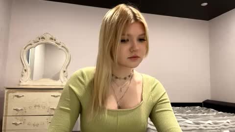 Snapshot of tynishablackmoore chatting on February 2026 03:12:01 PM Anny online show from February 2026 03:12:01 PM