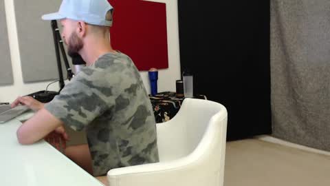 Snapshot of tyronemattias chatting on February 2025 01:02:02 AM Tyrone Mattias online show from February 2025 01:02:02 AM