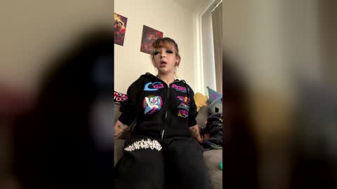 ubeflavoredcherry online show from March 2026 08:24:01 PM