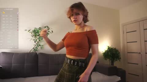 Lili online show from February 2026 06:39:01 PM