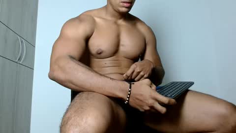 Felipe  model independent online show from May 2026 10:33:01 AM
