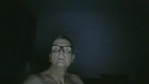 Snapshot of ulmeni4 chatting on June 2026 09:43:02 PM ulmeni4 online show from June 2026 09:43:02 PM