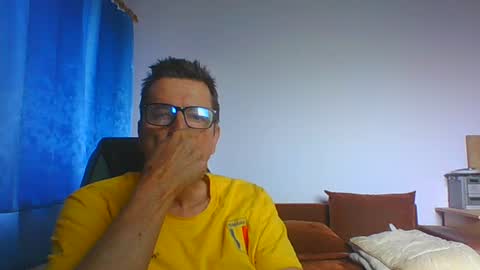 Snapshot of ulmeni4 chatting on August 2026 12:59:02 PM ulmeni4 online show from August 2026 12:59:02 PM