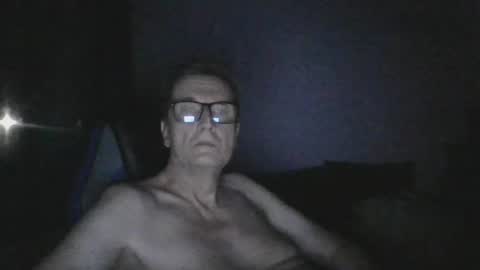 Snapshot of ulmeni4 chatting on August 2026 07:12:02 PM ulmeni4 online show from August 2026 07:12:02 PM