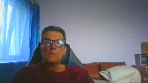 Snapshot of ulmeni7 chatting on October 2025 02:51:02 PM ulmeni7 online show from October 2025 02:51:02 PM