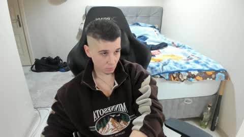 Snapshot of ulxer chatting on December 2024 11:14:02 PM hi im mike tyson - online show from December 2024 11:14:02 PM